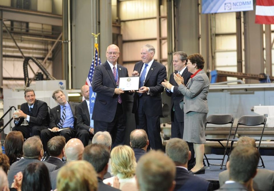 NAMI Announcement      NAMII Announcement Event, M7 Technologies, Youngstown Ohio -— Courtesy NCDMM