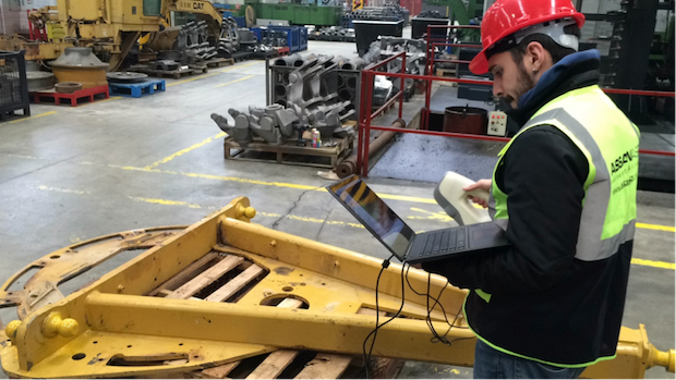 Scanning drawbar & yoke assembly with Artec Eva.