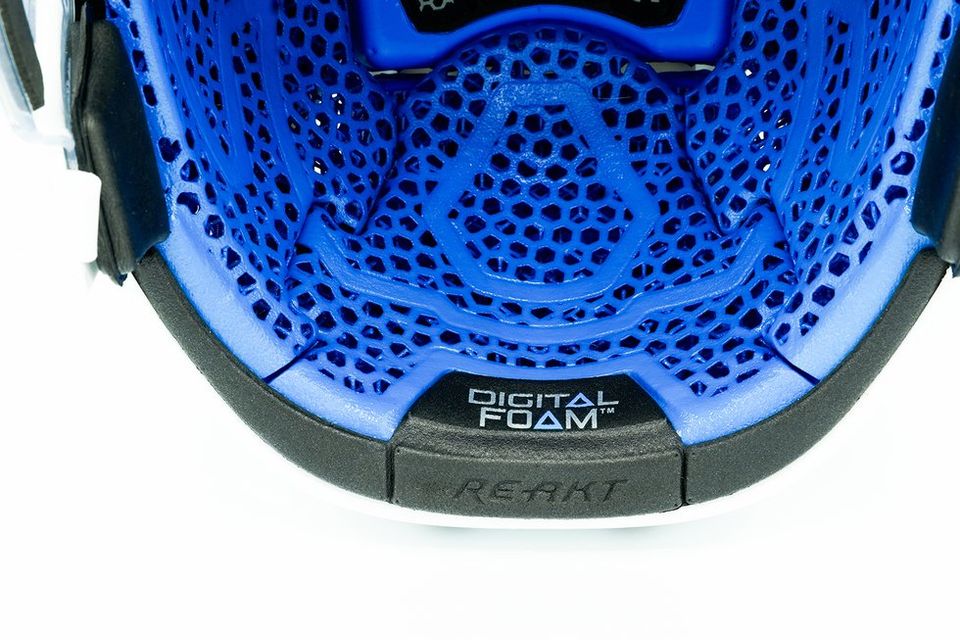 EOS/Bauer Hockey