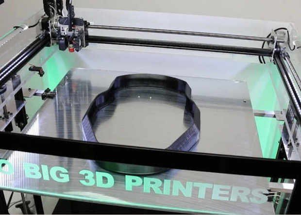The Go Big printer      The Go Big 3D printing system which allows for the 'easy' production of large components - Go Big