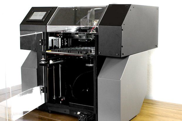 MakerGear's new M3 Independent Dual Rev. 1 Printer.