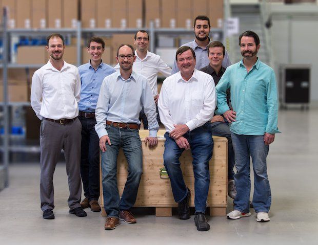 The Nanoscribe team.      The Nanoscribe team.