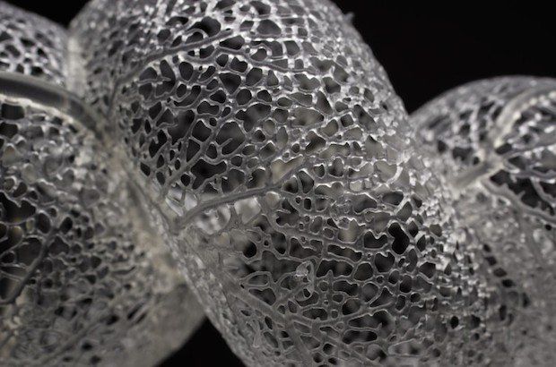 Network of branches 3D printed with Ember's medium settings in 4 hours.