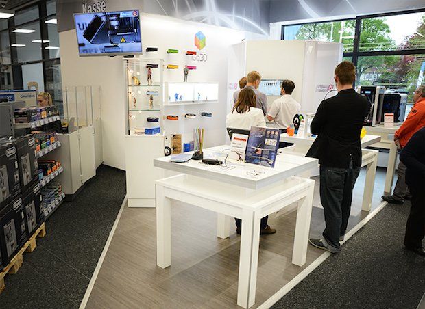 Telepoint and iGo3D team up on 3D printing retail experience.