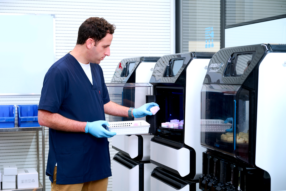 Stratasys TrueDent resins receive CE marking as Class IIa medical devices