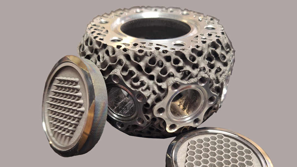 3D printing meets quantum technology: How AM design freedom can sculpt gas flow in vacuum