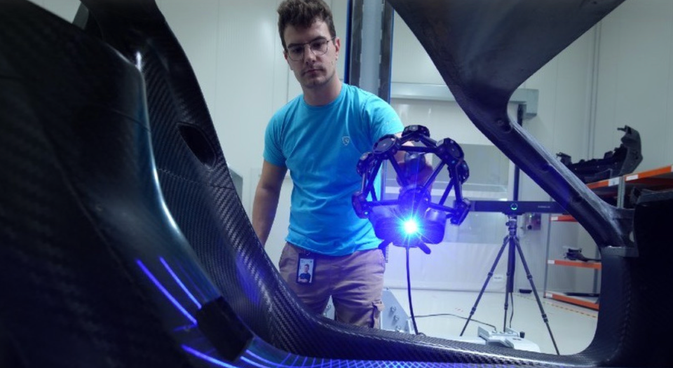 Why CMMs are no longer enough: How 3D scanning is closing the metrology gap in automotive and aviation