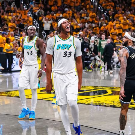 Round 1, Game 2: Bucks vs Pacers