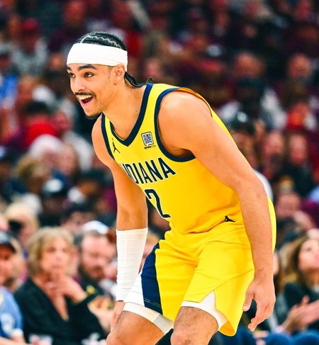 Round 2, Game 4: Cavs vs Pacers