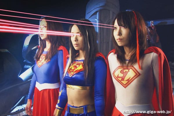 Japanese Supergirl cosplay