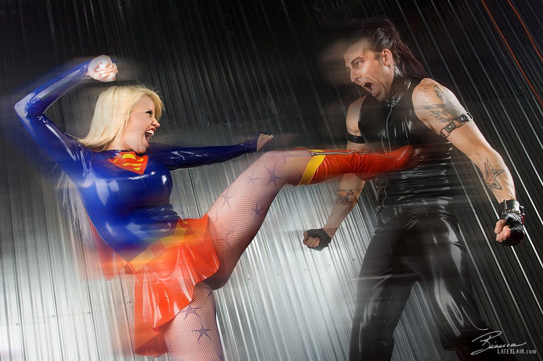 Bianca Beauchamp Latex Supergirl 15