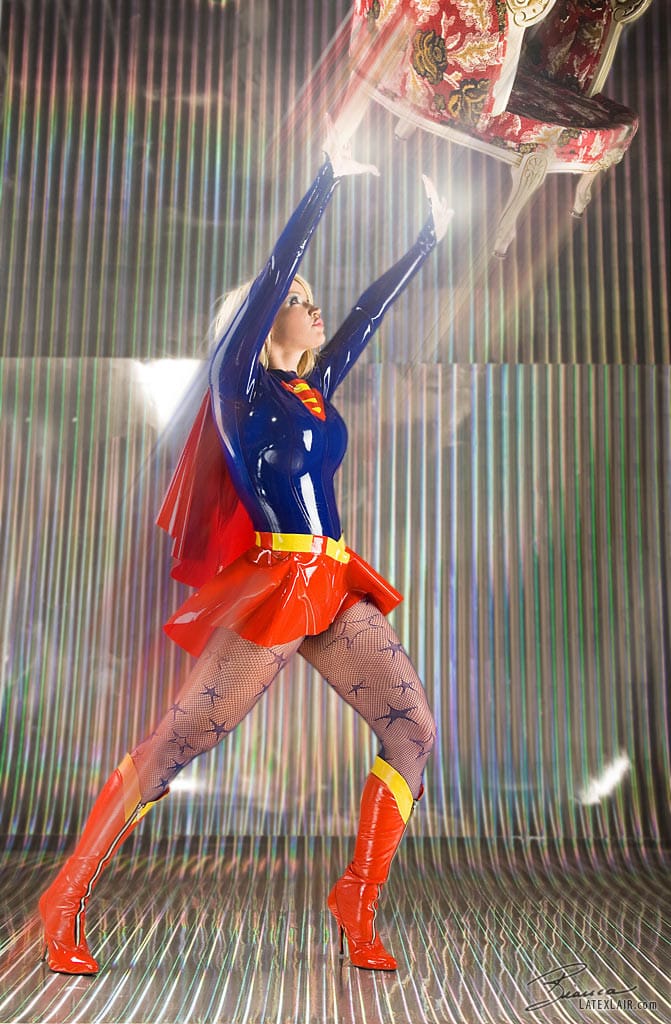 Bianca Beauchamp Latex Supergirl 69
