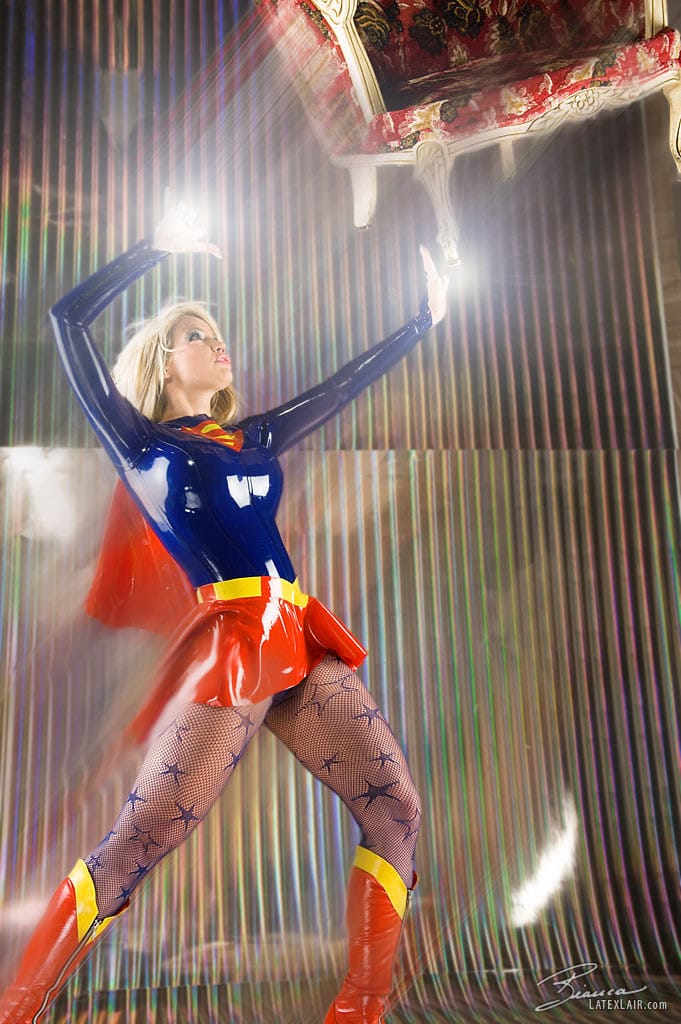 Bianca Beauchamp Latex Supergirl 70