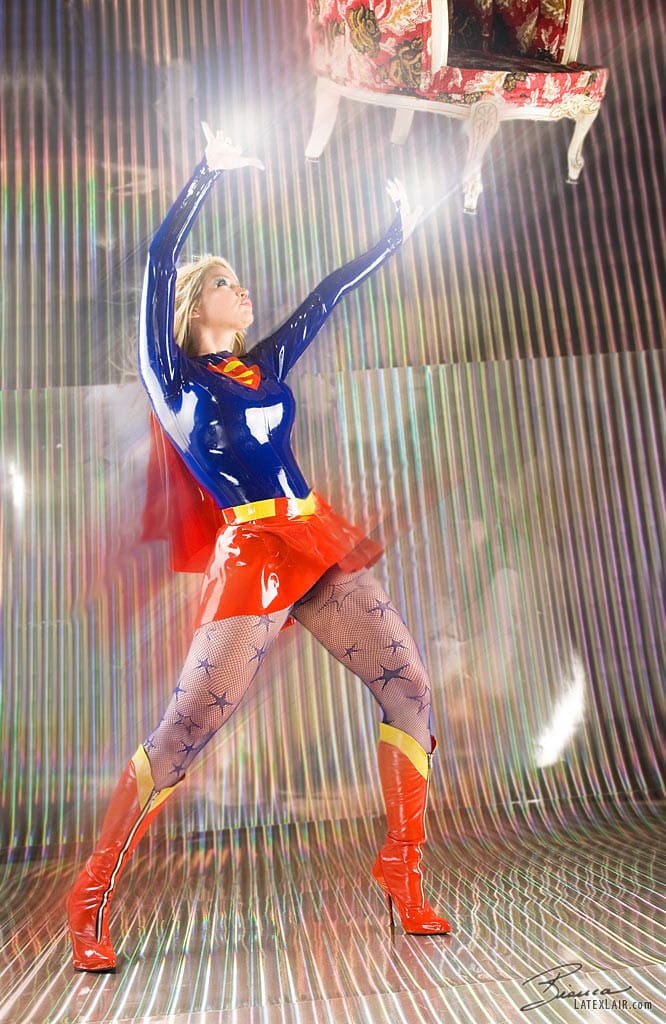 Bianca Beauchamp Latex Supergirl 71