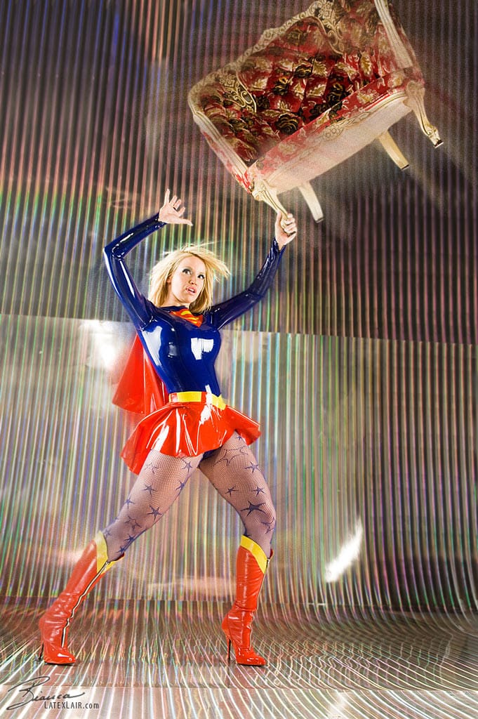 Bianca Beauchamp Latex Supergirl 72