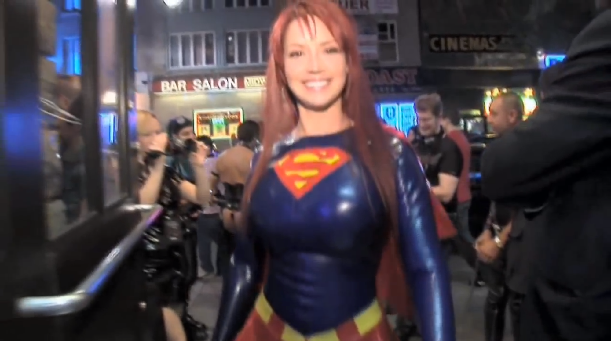 Bianca Beauchamp Supergirl Montreal Fetish Weekend 01