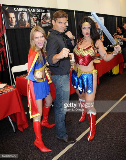 grace-van-dien-supergirl-015