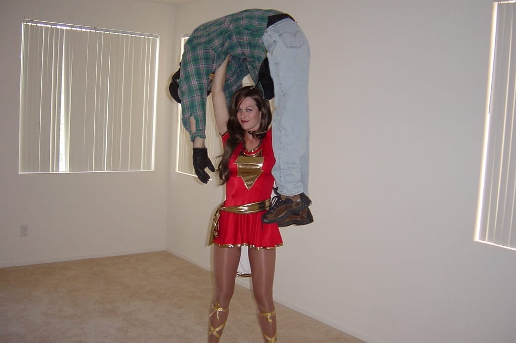 Mandi Steele