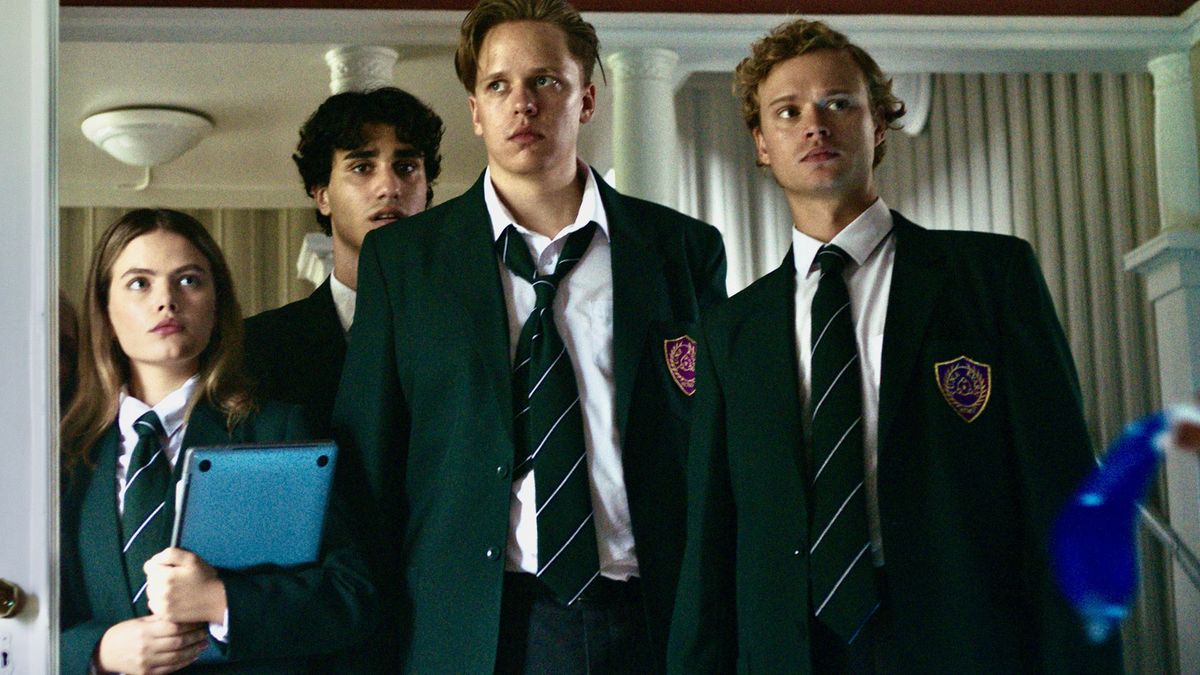 [16] »Slutsekvensen är rena lyckobomben, glädjeexplosionen … najs-napalmen!«