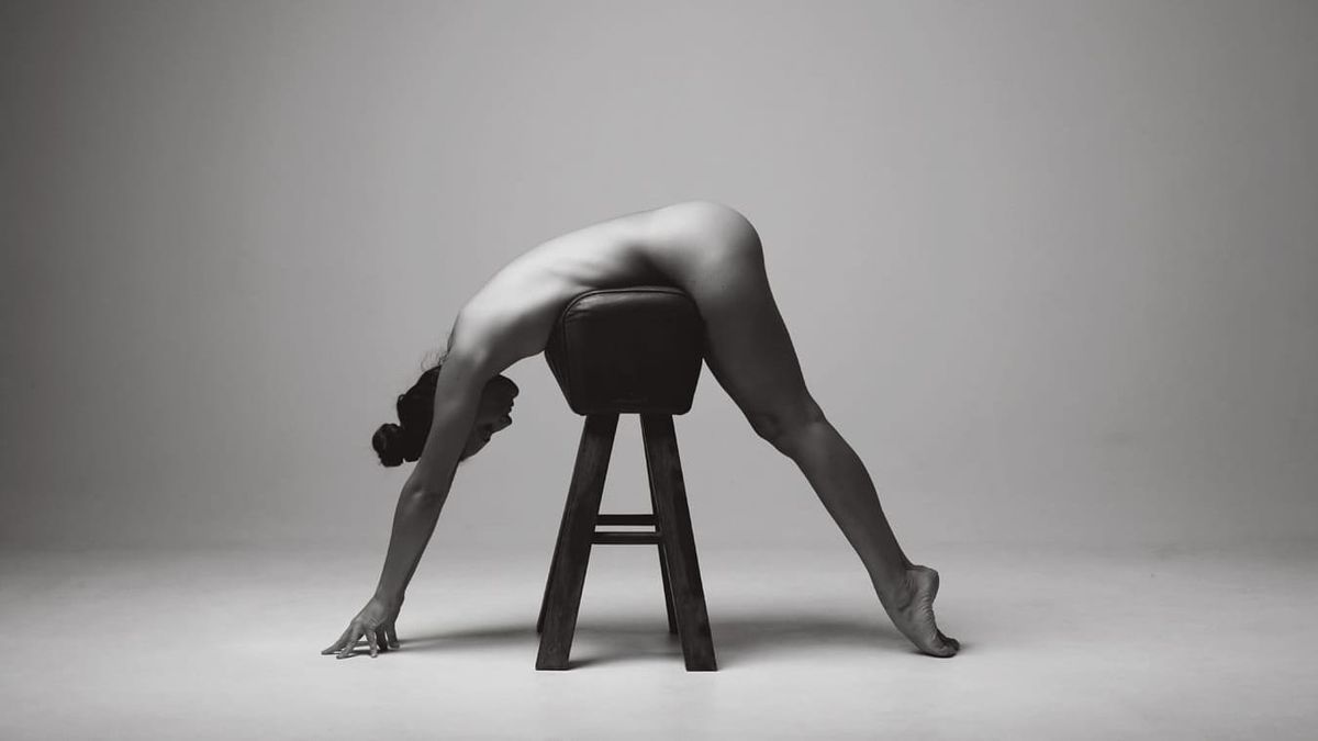 Valentina and the Stool