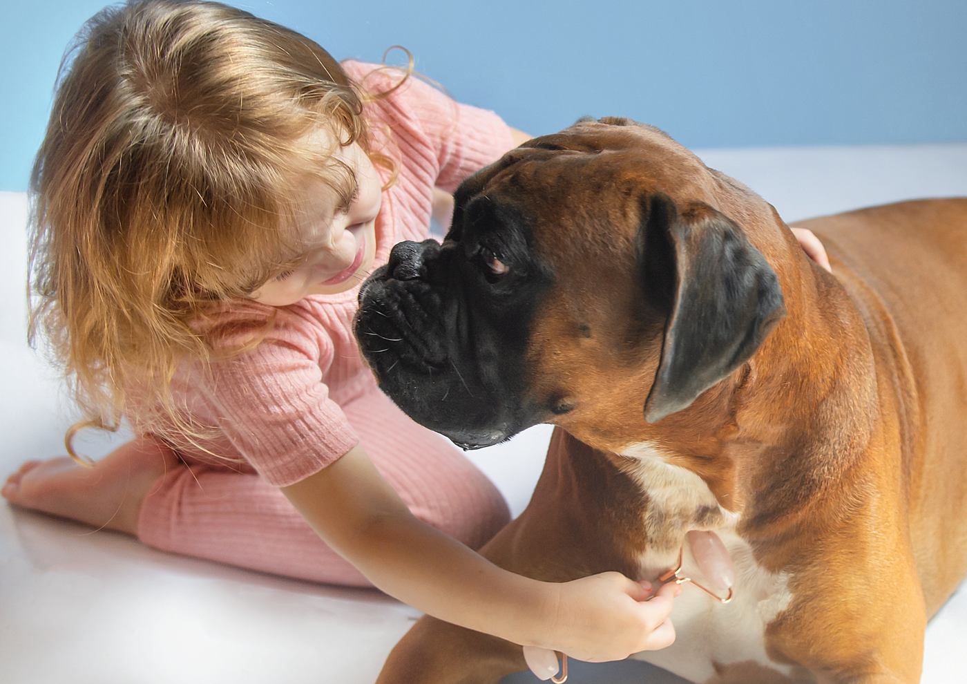 Can Dogs and Young Children Safely Play Together?