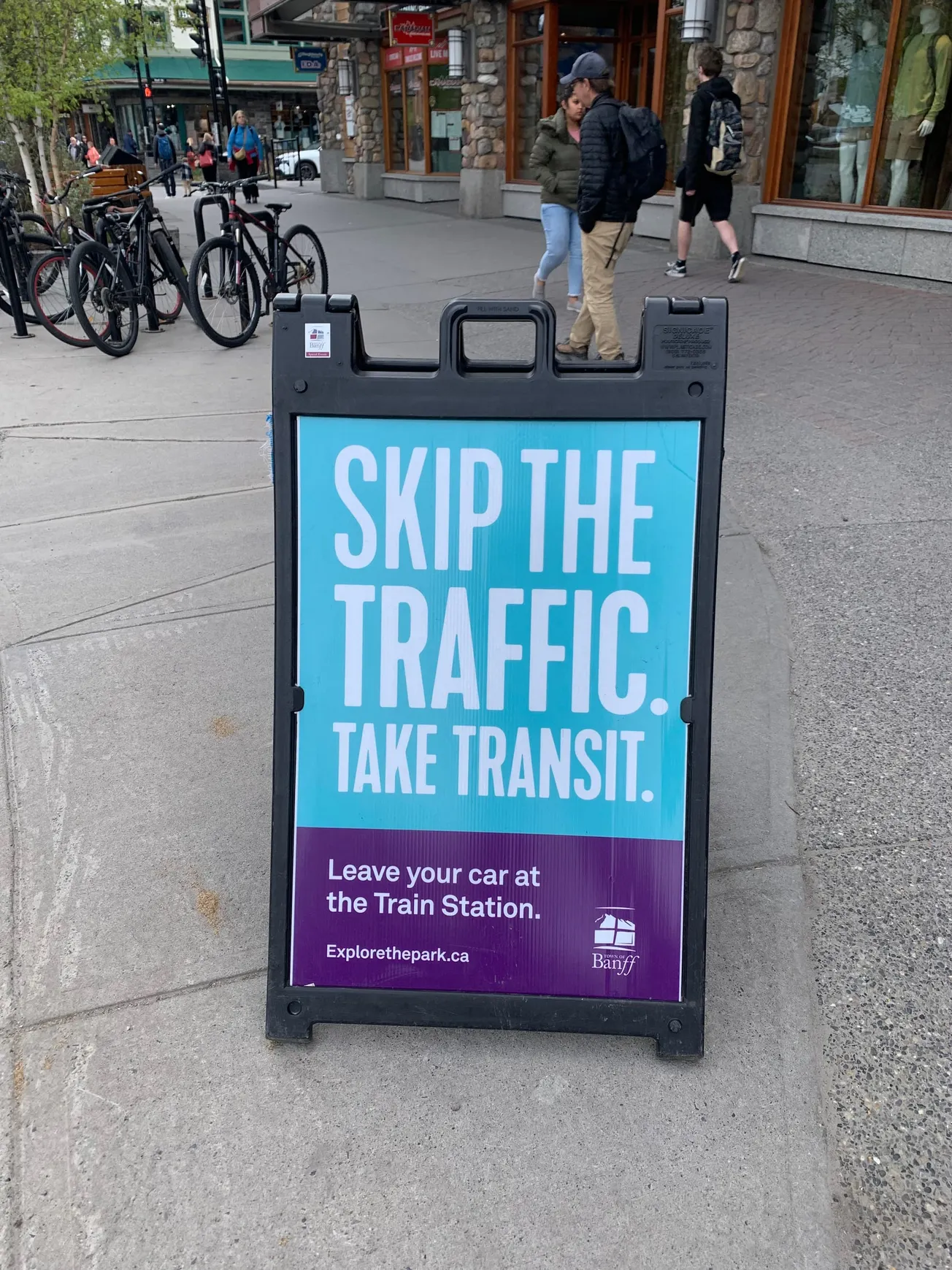 Rocky-Mountain Straphanger