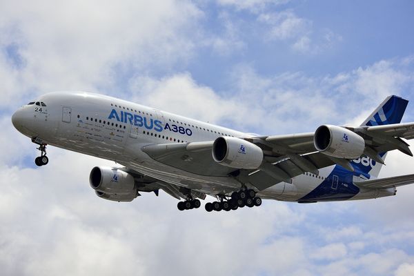 Aviation industry explores green alternatives for decarbonization goals
