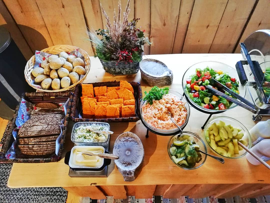 Aholafarm - pitopalvelu ja catering / Venuu.fi