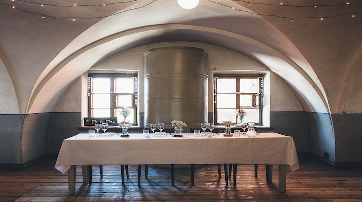 Suomenlinna / Pirkunkirkon juhlasali - kauneimmat häätilat / Venuu.fi