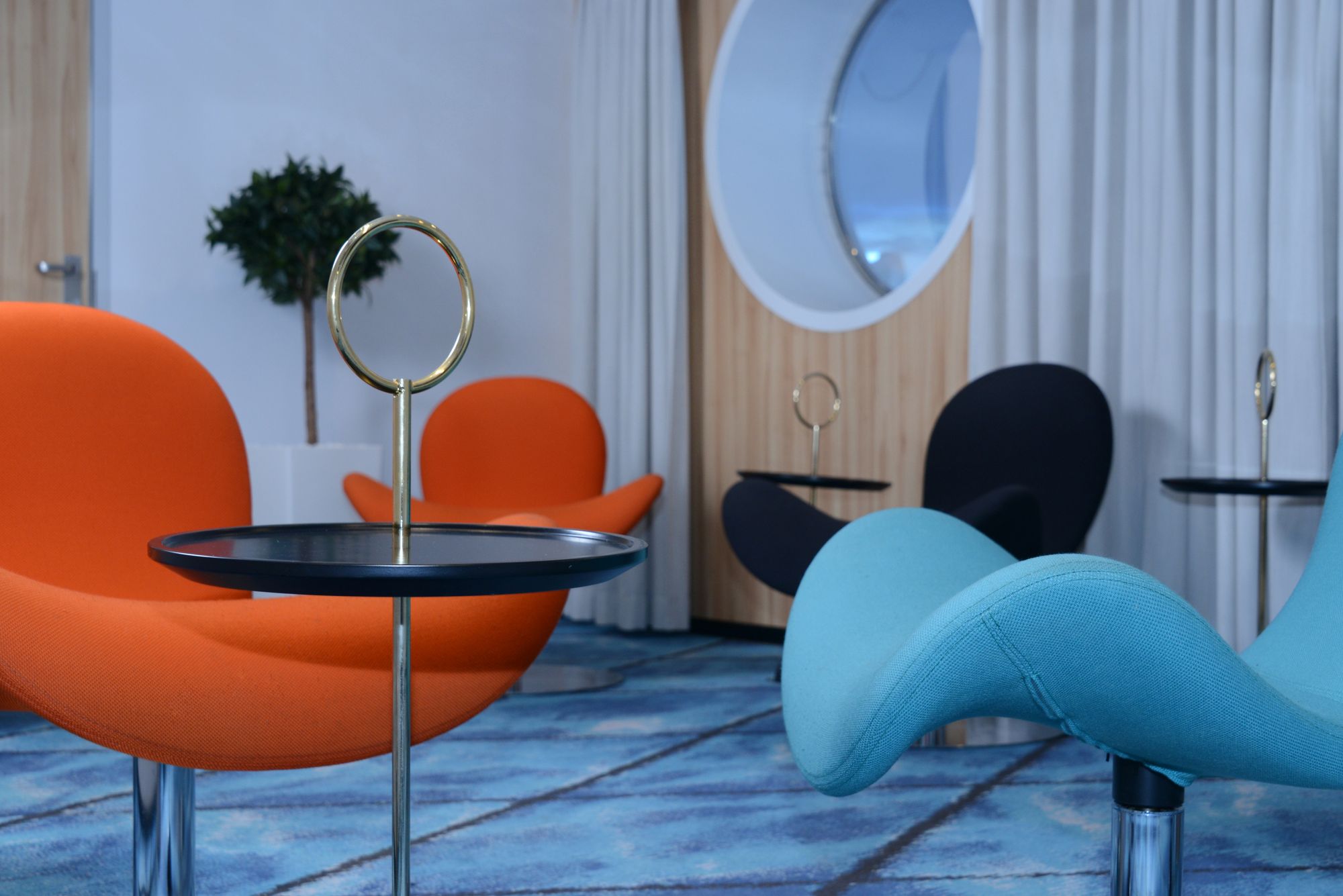 Eckerö Line laiva / Kokouskeskus & Lounge - veneet ja laivat juhliin / Venuu.fi