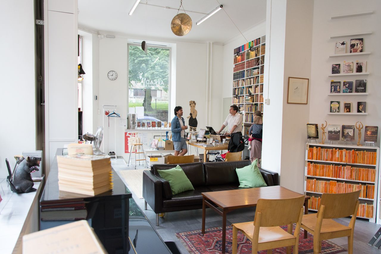 Arkadia International Bookshop - tila PR-tapahtumaan, tuotelanseeraukseen, mediatilaisuuteen tai vaikuttajatapahtumaan / Venuu.fi