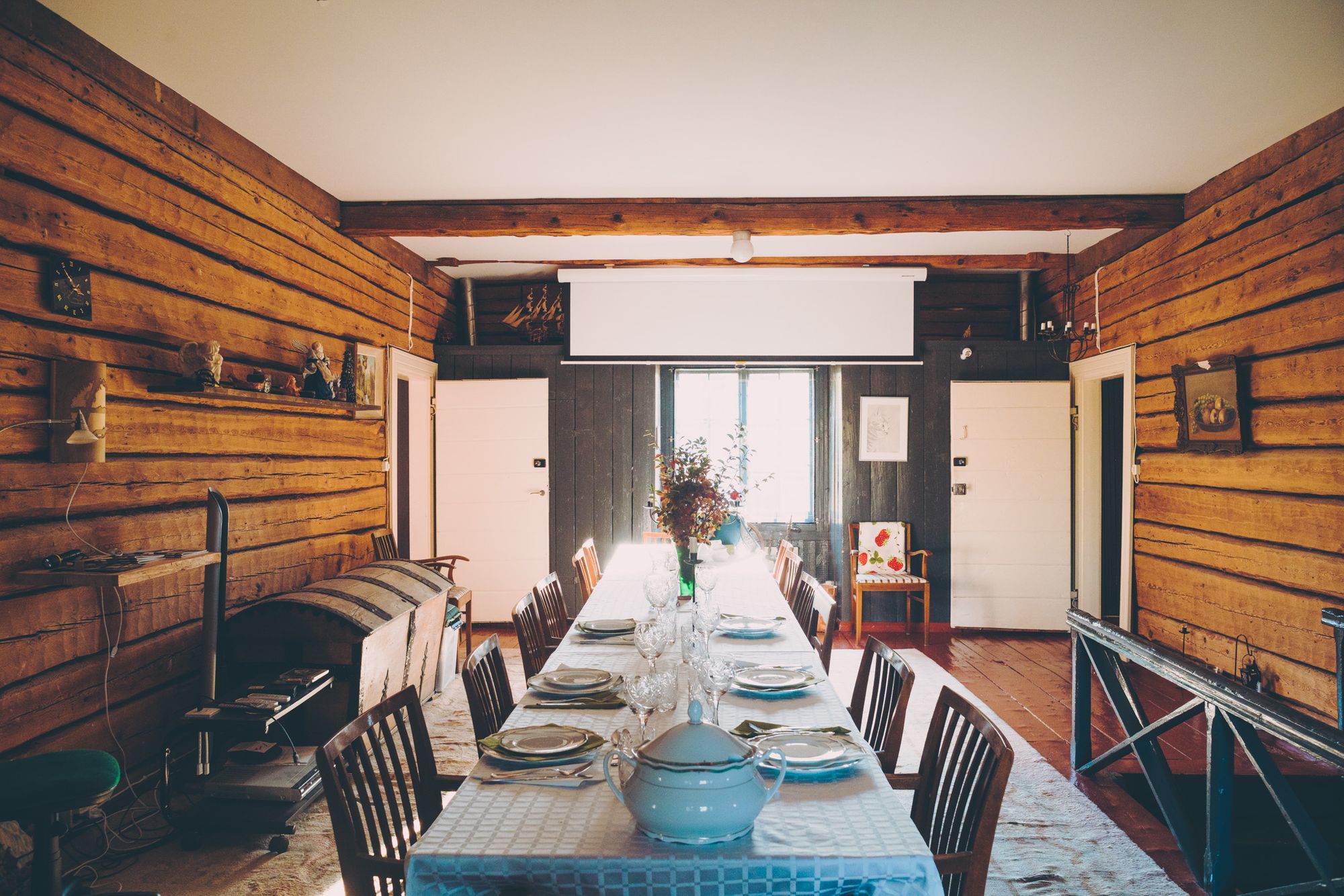 Hoitola & Majoitus Sypressi - pieni tila pikkujouluihin Venuu.fi:stä