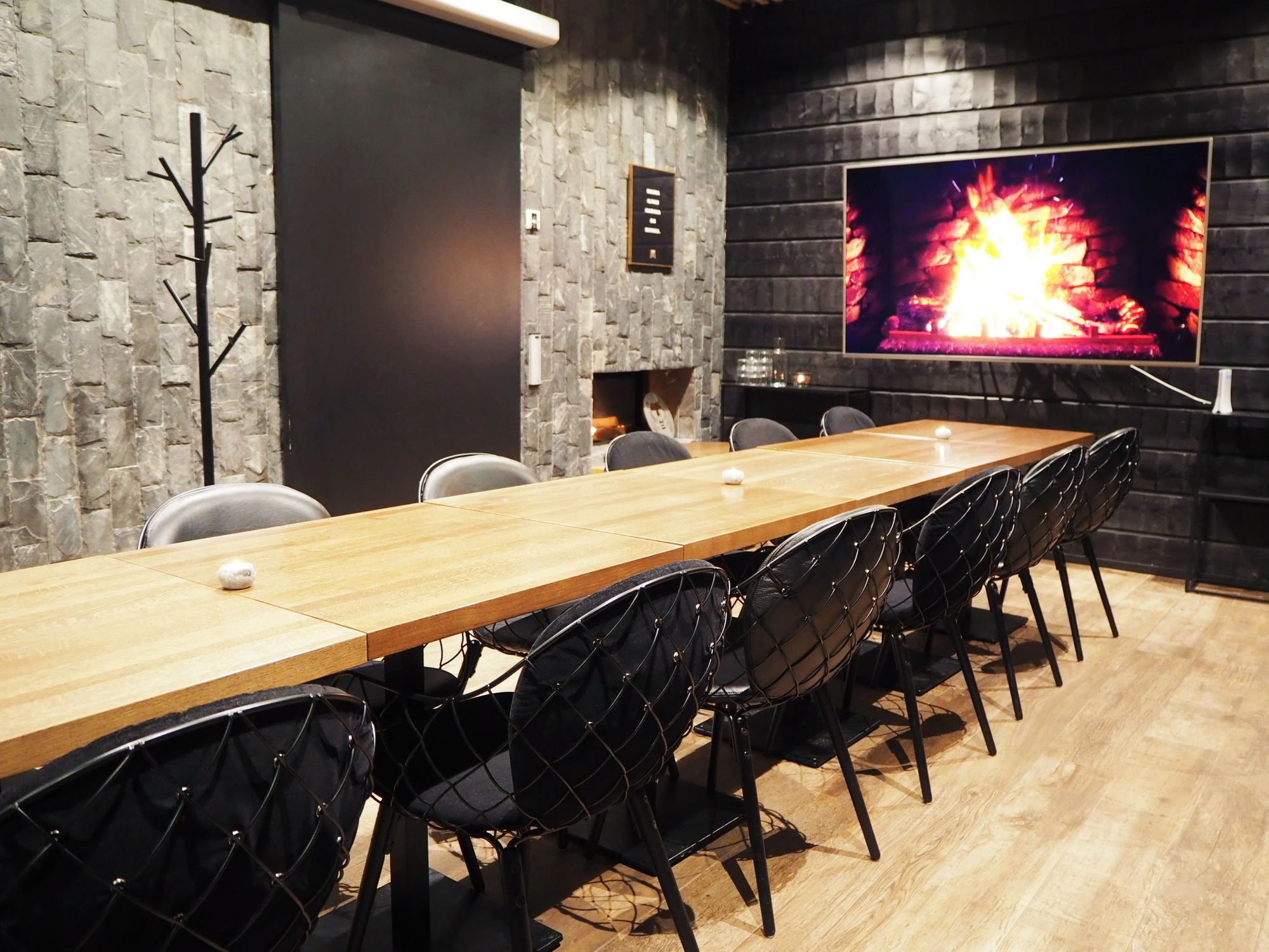 Saunaravintola Kuuma / Lounge - varaa pieni pikkujoulutila Venuu.fi:stä