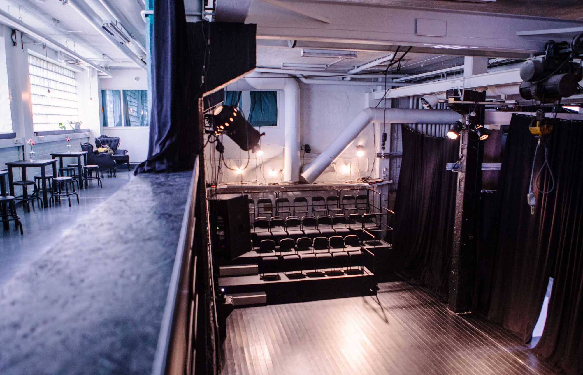 Teatteri Toivo – vuokraa tila juhliin tai tapahtumaan / Venuu.fi