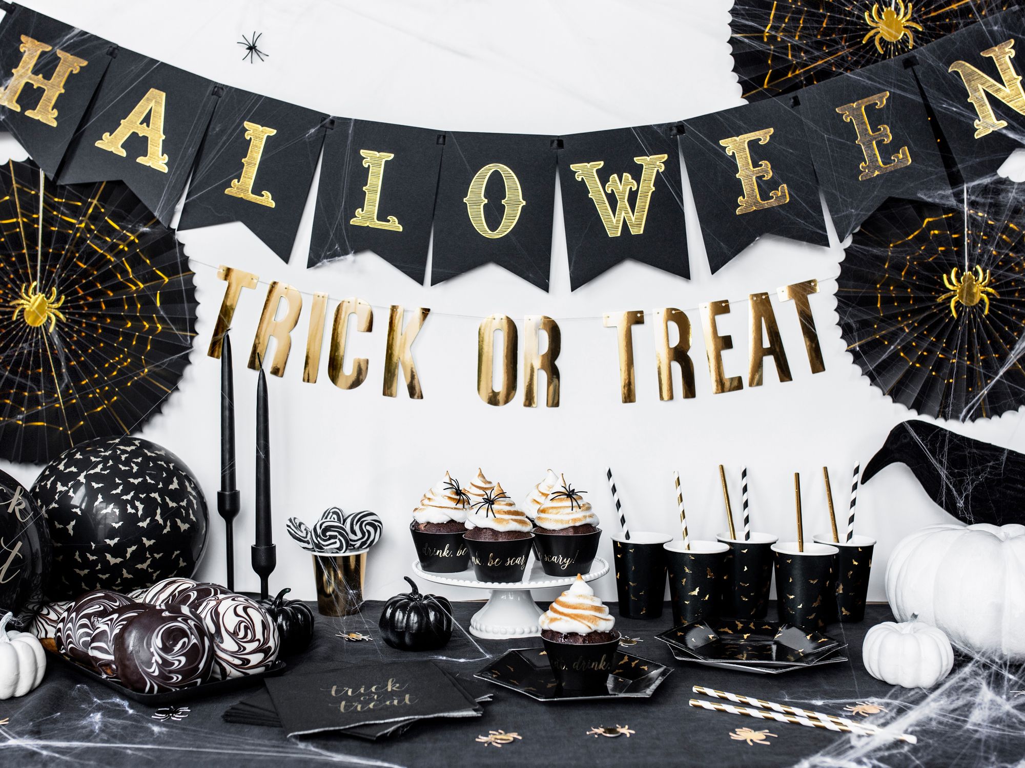 Löydä halloween tarvikkeet Venuu.fi:stä