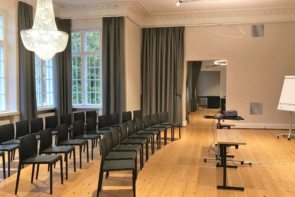 Historiallinen kartanossa on vuosisatojen läpi pidetty idearikkaita kokouksia ja tehty suuria päätöksiä