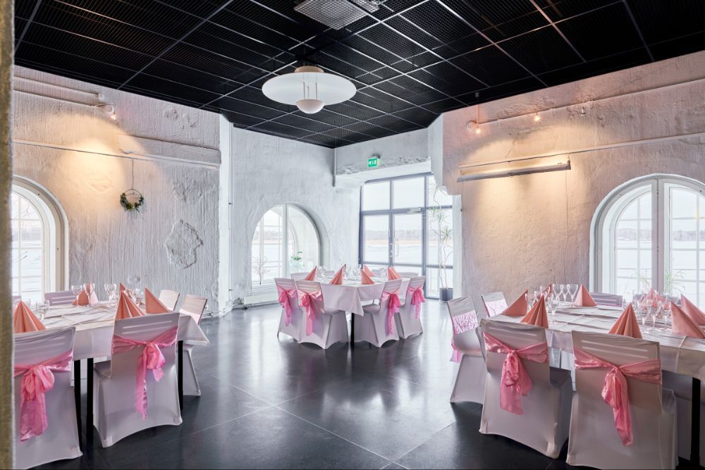 Kotkan Höyrypanimo – merelliset häät unelmissa? Järjestä ne täällä!