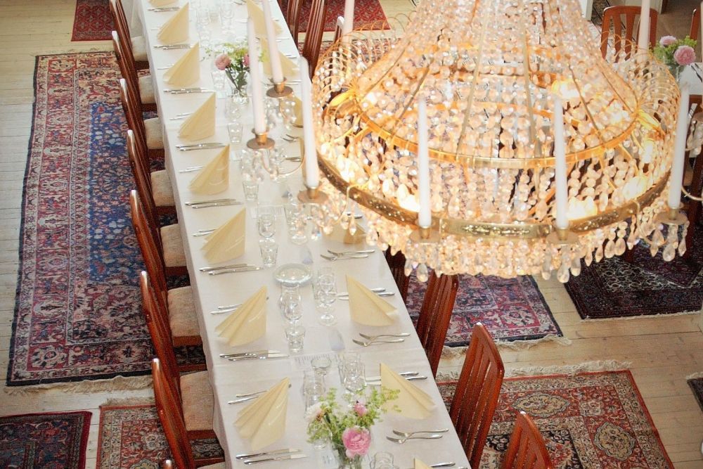 Villa Wolax – Täällä järjestät häät, johon voi tehdä näyttävän sisääntulon meriteitse!