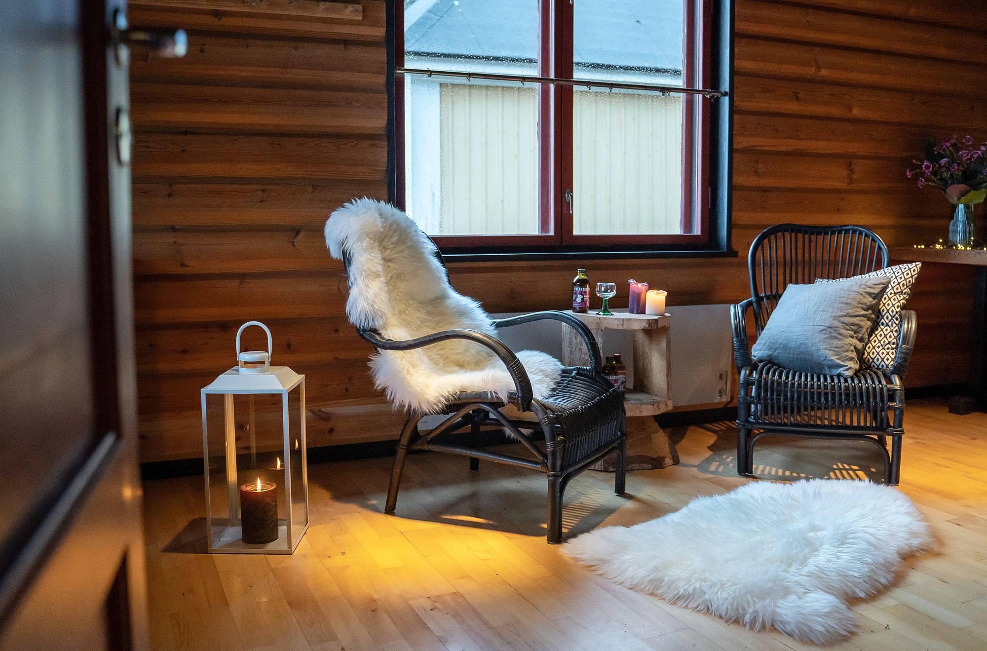 Villa Ivan Falin vuokrasauna meren rannalla Vuosaaressa ihastuttaa mökkitunnelmallaan - Venuu.fi