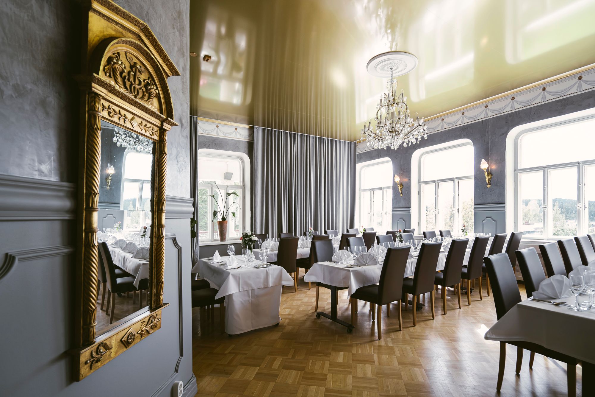 Ravintola Hausman - hääpaikka / Venuu.fi