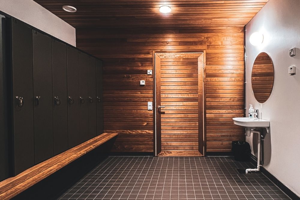Café Elon rento saunatila sopii täydellisesti pienemmän porukan tai tiimin saunailtaan - Venuu.fi