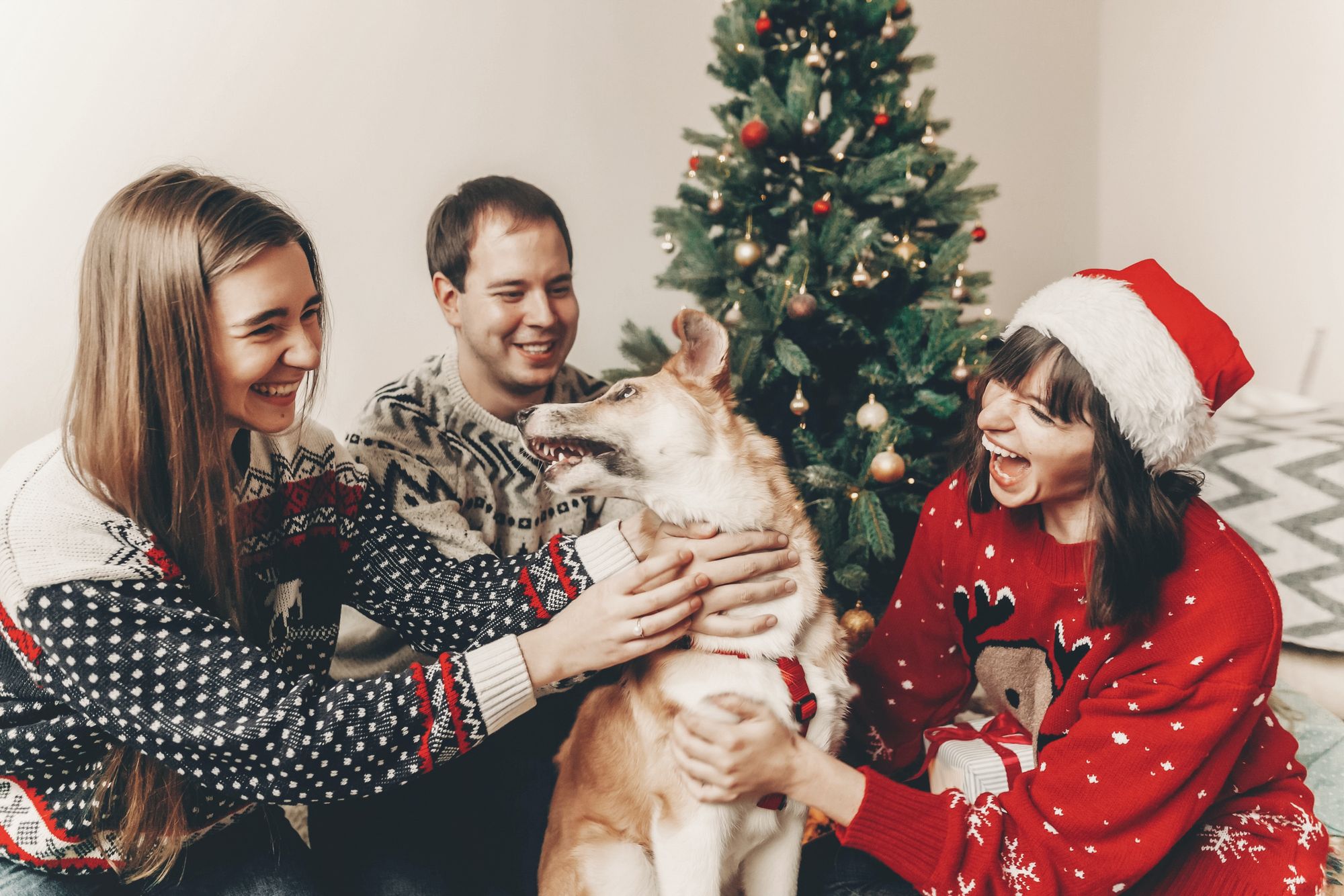 Ugly sweater party – pikkujoulut teema – Venuu.fi