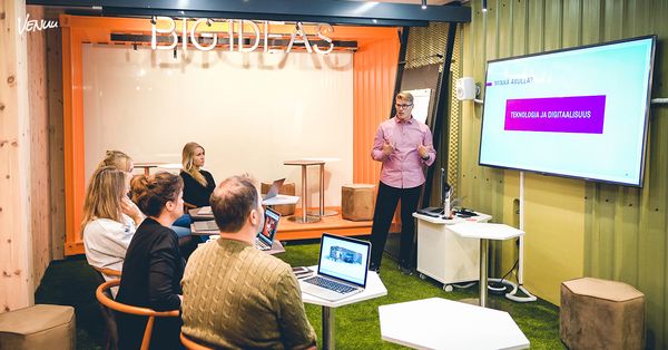 Nämä 13 ryhmätyötaitoa tekevät sinusta pidetyn työkaverin ja paremman esimiehen