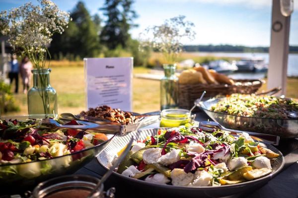Löydä herkullinen catering juhliisi Lahdessa – 9 parasta pitopalvelua