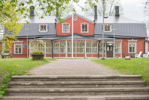 18 kartanoa häihin – järjestä ikimuistoiset kartanohäät