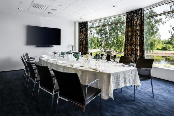 Oulun kokoustilat: 8 vaihtoehtoa yrityksille ja ryhmille