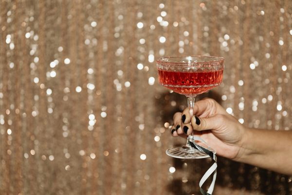 5 ihanaa pikkujouludrinkkiä – reseptit ja vinkit juhlan juomalistaan