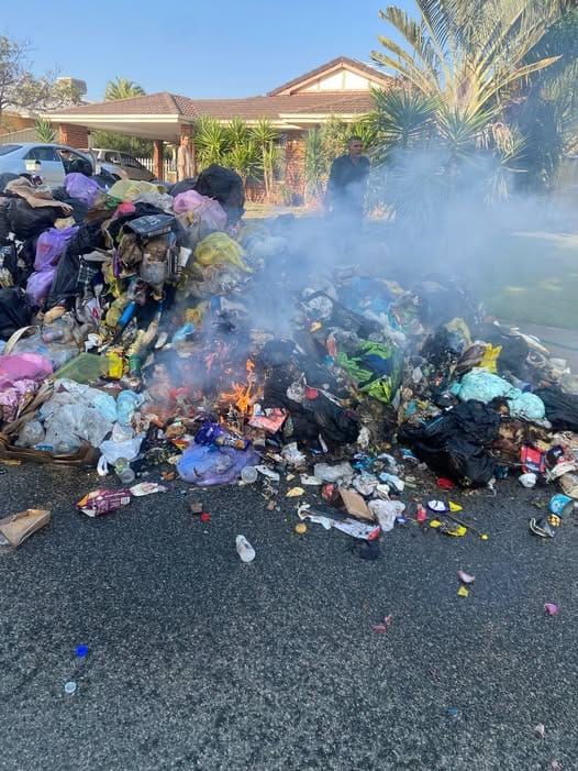 'UH OH': Orelia resident's battery dump triggers waste truck fire, City of Kwinana issues warning