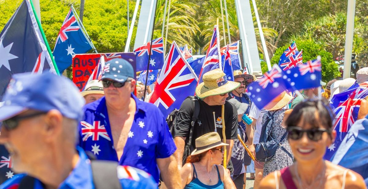 INDIAN vs ENGLISH MIGRATION | Which is better for Australia?
