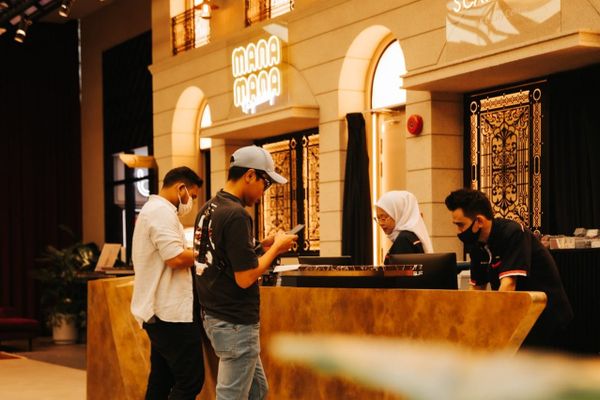 Short-term stay with long-term growth